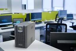 Джерело безперебійного живлення EnerGenie EG-UPS-PS2000-01 2000VA, Line Int., AVR, 3xIEC, метал - мініатюра 4
