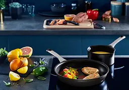 Сковорода Tefal Excellence 20 см Titanium 6Х (G2690232), з шестишаровим титановим антипригарним покриттям - мініатюра 7