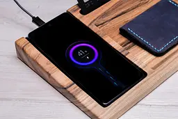 Підставка з дерева для гаджета QI ecoWalnut 270х180х33 мм - мініатюра 4