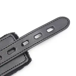 Нашийник з повідцем Fetish Addict Collar With Metal Leash (чорний) - мініатюра 6