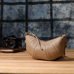 Стильна жіноча напівкругла сумка з натуральної шкіри Vintage 22933 бежева - мініатюра 10
