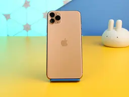 Смартфон Apple iPhone 11 Pro Max 256GB Gold (MWH62) Б/В [110864] - мініатюра 6