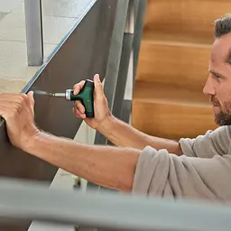 Викрутка з тріскачкою, Т-подібне руків'я, 20 насадок, 109мм, сталь Bosch hoz0014150 - мініатюра 7