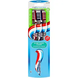Зубна щітка Aquafresh In-Between Clean Medium середня 3 шт.