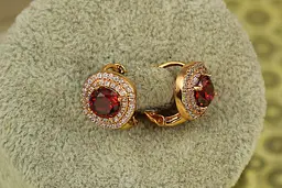 Сережки Xuping Jewelry велика мрія із червоним каменем 1,3 см золотисті - мініатюра 2