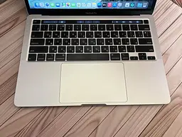 Ноутбук Apple MacBook Pro 13" 2020 i7-1068NG7/32/512 (C02F70MHML87) Б/в - мініатюра 2