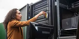 WD Жорсткий диск 22TB 3.5 7200 512MB SATA Gold - мініатюра 2