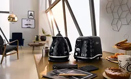 Електрочайник DeLonghi KBJ 2001.BK - мініатюра 5