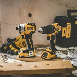 Набір електроіструментів DeWALT 2 од. 18 В XR Li-lon, вага 5.9 кг, кейс TSTAK, 2 АКБ та ЗП (DCK2062D2T) - мініатюра 3