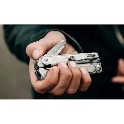 Мультитул Leatherman 832638 Free P2 Silver + чохол - мініатюра 10
