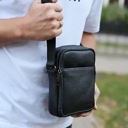 Чоловіча барсетка через плече, зернистая кожа 20х16х6, месенджер для міста, сумка для телефону та документів, чорна 60 см - мініатюра 3