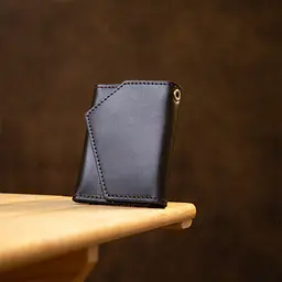 Шкіряна ключниця GRANDE PELLE 7,5х10х2 см acs0018679 - мініатюра 4