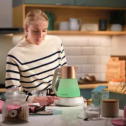 Електрочайник Russell Hobbs Calm біло-мідний 1.7 л (27450-70) - мініатюра 3