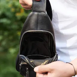 Сумка слінг чоловіча через плече 19х31х7 з натуральної шкіри TIDING BAG 32545 чорна 19 см - мініатюра 3
