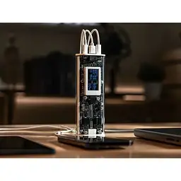 Портативний зарядний пристрій Shargeek Transparent Prism 170 із прозорим дизайном - мініатюра 3