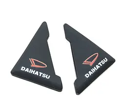 Захист кутів дверей DAIHATSU 2 шт Гумові 45х58х47 мм на скотчі Чорні Посилені (протиударні чохли від сколів)