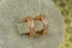 Сережки Xuping Jewelry кільця з камінням бортики по краях 1.5 см золотисті