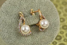Сережки Xuping Jewelry скобка з перлиною 1,8 см золотисті