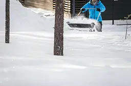 Скрепер-волокуша Fiskars Professional Snow (1001631) - мініатюра 4