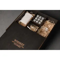 Подарунковий набір віскі Whiskey Stones з камінням для віскі в дерев'яному пеналі №3 + декантер і 2 склянки + щипці + мішечок - мініатюра 4