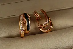 Сережки кліпси Xuping Jewelry Парус із чорнінням 1,8 см золотисті - мініатюра 3