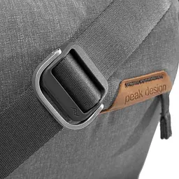 Сумка Peak Design Everyday Sling 10L Сірий (BEDS-10-AS-2) - мініатюра 4