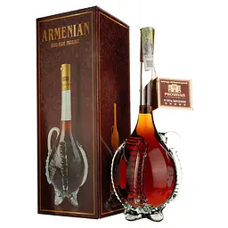 Уцінка. Бренді Proshyan Armenian Графін 5 років 40% 0.5 л в коробці 