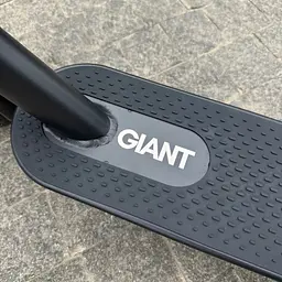 Електросамокат GIANT M365 PRO 500W 10.4Ah чорний , складний з перфорацією колес (2025 рік) - мініатюра 10