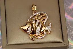 Кулон Xuping Jewelry рибка скалярія 2.4 см золотистий