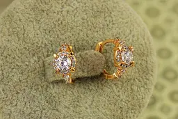 Сережки дитячі Xuping Jewelry маленький Всесвіт 1,2 см золотисті - мініатюра 2