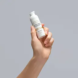 Сироватка для догляду за інтимною зоною, 30 мл YESforLOV V-Serum Comfort and protection of the V - мініатюра 2