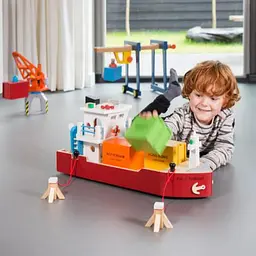 Ігровий набір New Classic Toys Контейнерне судно з 4 контейнерами (art10900) - мініатюра 7
