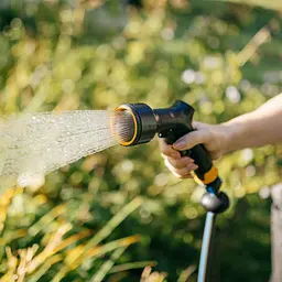 Пістолет-розпилювач Fiskars (1070837) - мініатюра 3