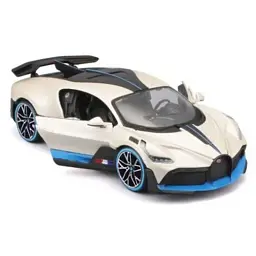 Машина Maisto Bugatti Divo білий 1:24 (31526 met. white) - мініатюра 2