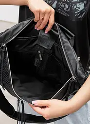 Жіноча шкіряна сумка бананка Sambag Urban Laptop чорна 46 × 26 см (51411101) - мініатюра 8
