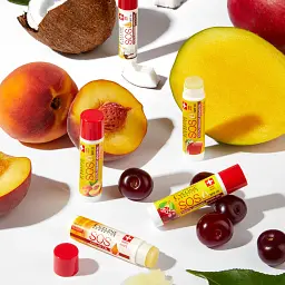 Бальзам для губ Eveline Argan Oil SOS Вишня SPF 10 живильно-відновлювальний 4.2 г (LPKSOSCHER) - мініатюра 3