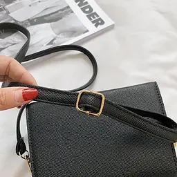 Жіноча сумка через плече крос-боді з екошкіри Lilly P2-14067904A Чорна - мініатюра 8