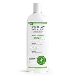 Шампунь Veterinary Formula Clinical Care Hypoallergenic 473 мл для собак та котів з чутливою шкірою