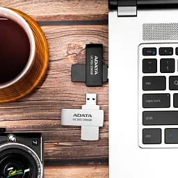 USB флеш накопичувач ADATA 64GB UC310 Black USB 3.0 (UC310-64G-RBK) - мініатюра 7