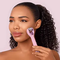 Електронний ролик для обличчя з мікроголками GESKE MicroNeedle Face Roller 9 в 1 рожевий - мініатюра 9