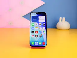 Смартфон Apple iPhone 16 Pro 256 ГБ пустельний титан (MYNK3) б/в [176110] - мініатюра 2