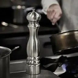 Млинок Peugeot Paris Chef U-S для солі 22 см (3250000) - мініатюра 9