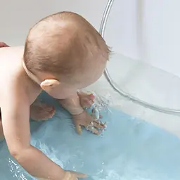 Антиковзкий безпечний килимок у ванну на присосках для дітей 70 x 35 см Baby Ono Блакитний - мініатюра 5