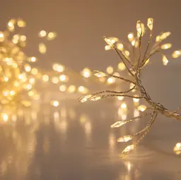 Світлодіодна дротяна гірлянда OK Led Крапелька роси Їжачок 2.5 м 50 Led Батарейки Warm White - мініатюра 3