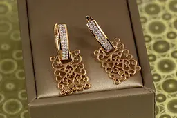 Сережки Xuping Jewelry дві доріжки з ажурними прямокутниками 2,8 см золотисті