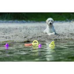 Іграшка для собак Trixie кільце плаваюче для водних розваг термопластична гума 17 см - мініатюра 6