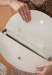 Жіноча шкіряна сумка Сhris maxi біла - мініатюра 6
