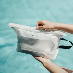 Водонепроницаемая косметичка Naturehike CNK2450XB021 Far Mountain, белая - миниатюра 7