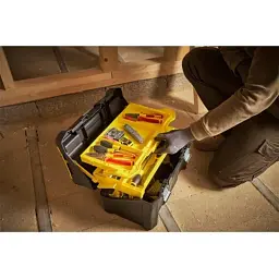 Ящик для інструментів Stanley ESSENTIAL Cantilever, 19", 490х290х250 мм, з металевими зам (STST83397-1) - мініатюра 6