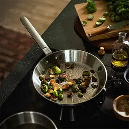 Сковорода Fiskars Norden 28 см без покриття (1067629) - мініатюра 7